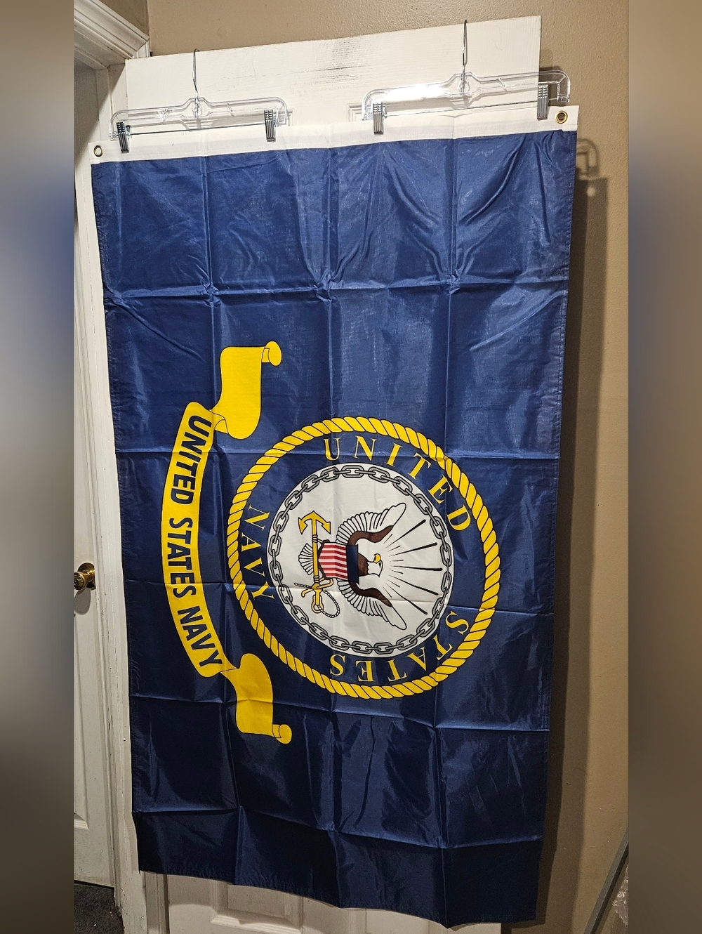 NAVY EMBLEM FLAG